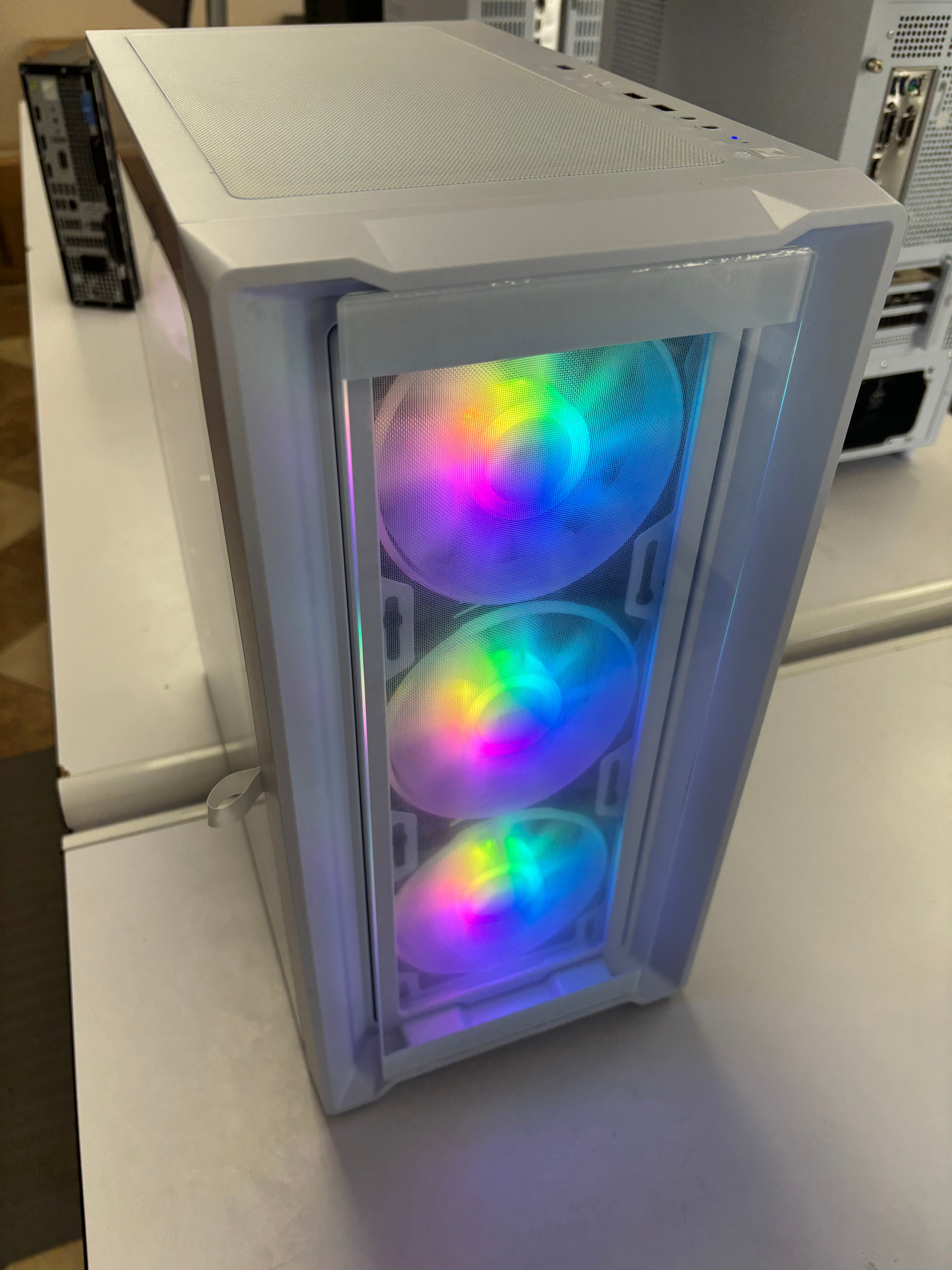 Gaming Intel i7-8th Gen RTX 5060